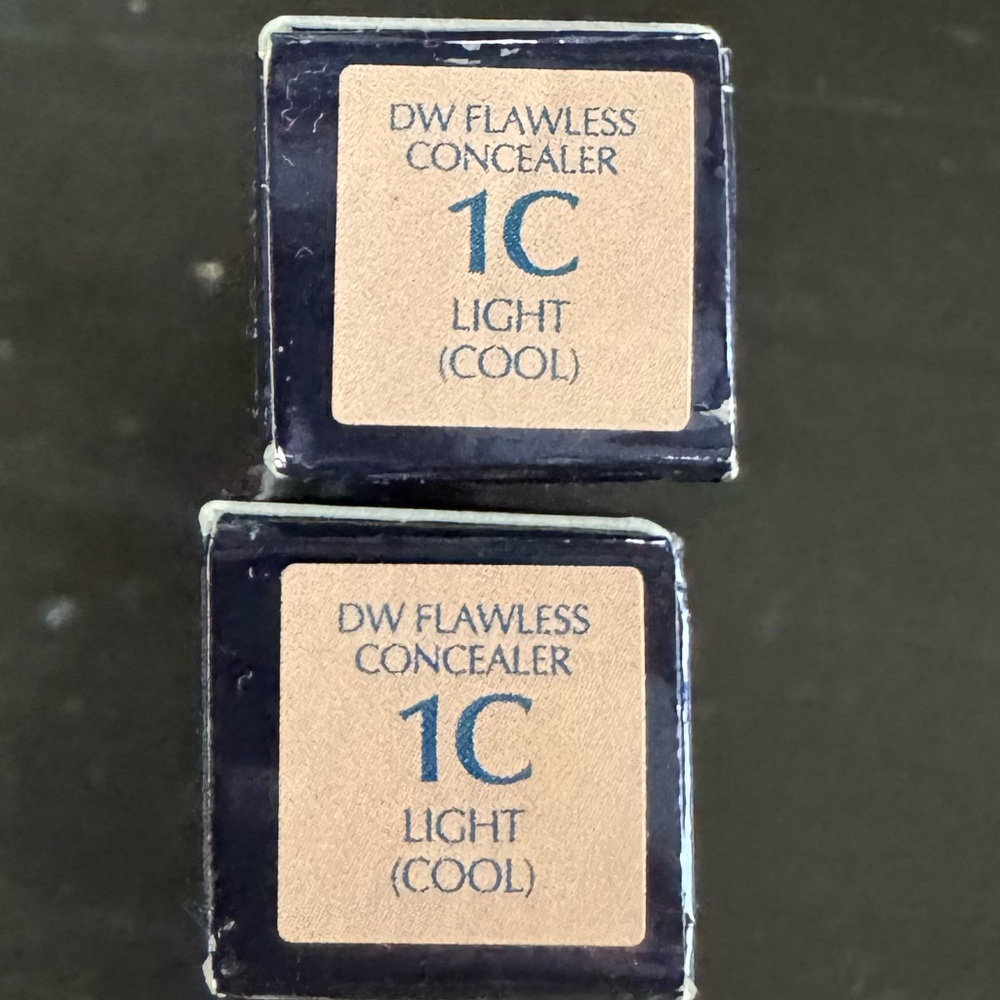 Estee Lauder Double Wear Concealer x2- 1C Light Cool - Picture 2 of 2